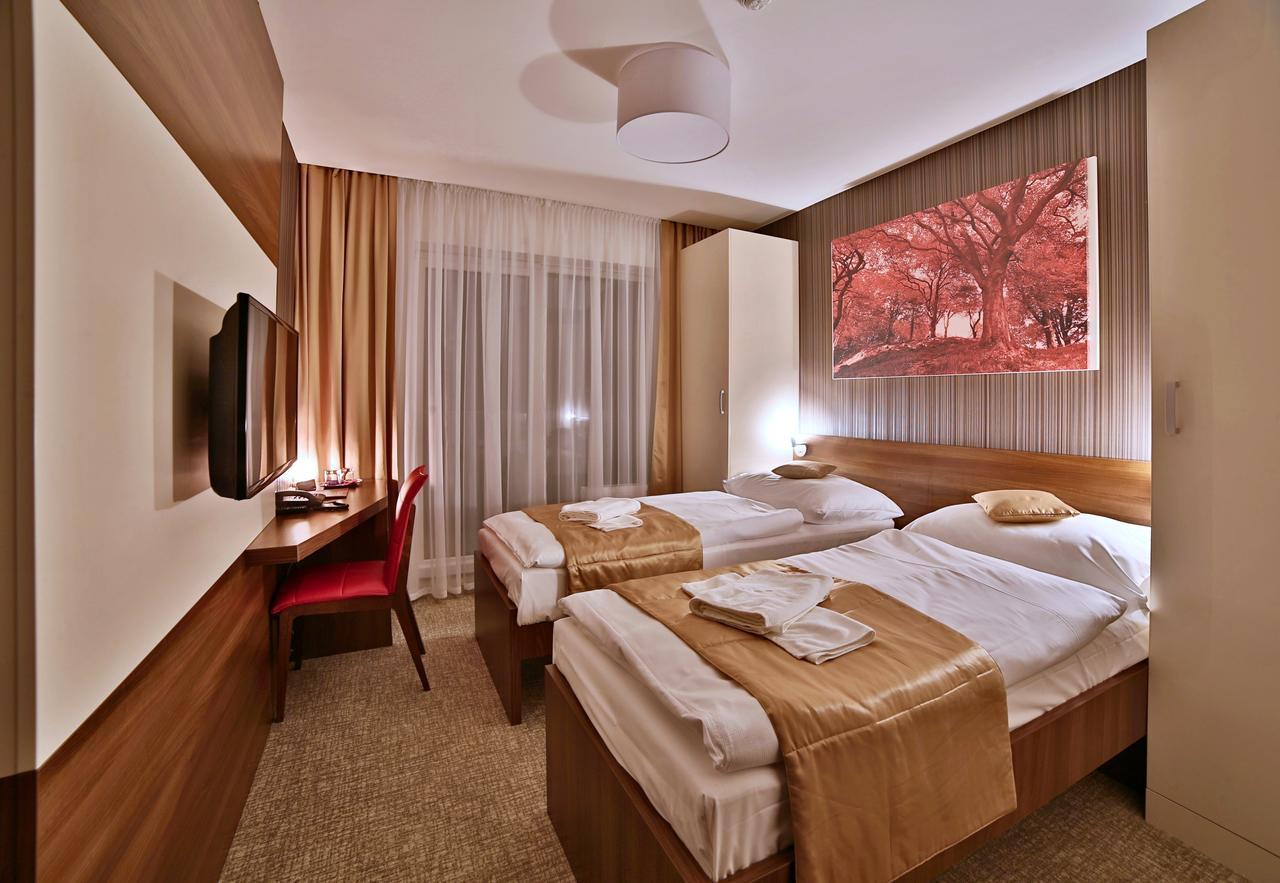 Hotel Alexander Bardejovske Kupele Room photo